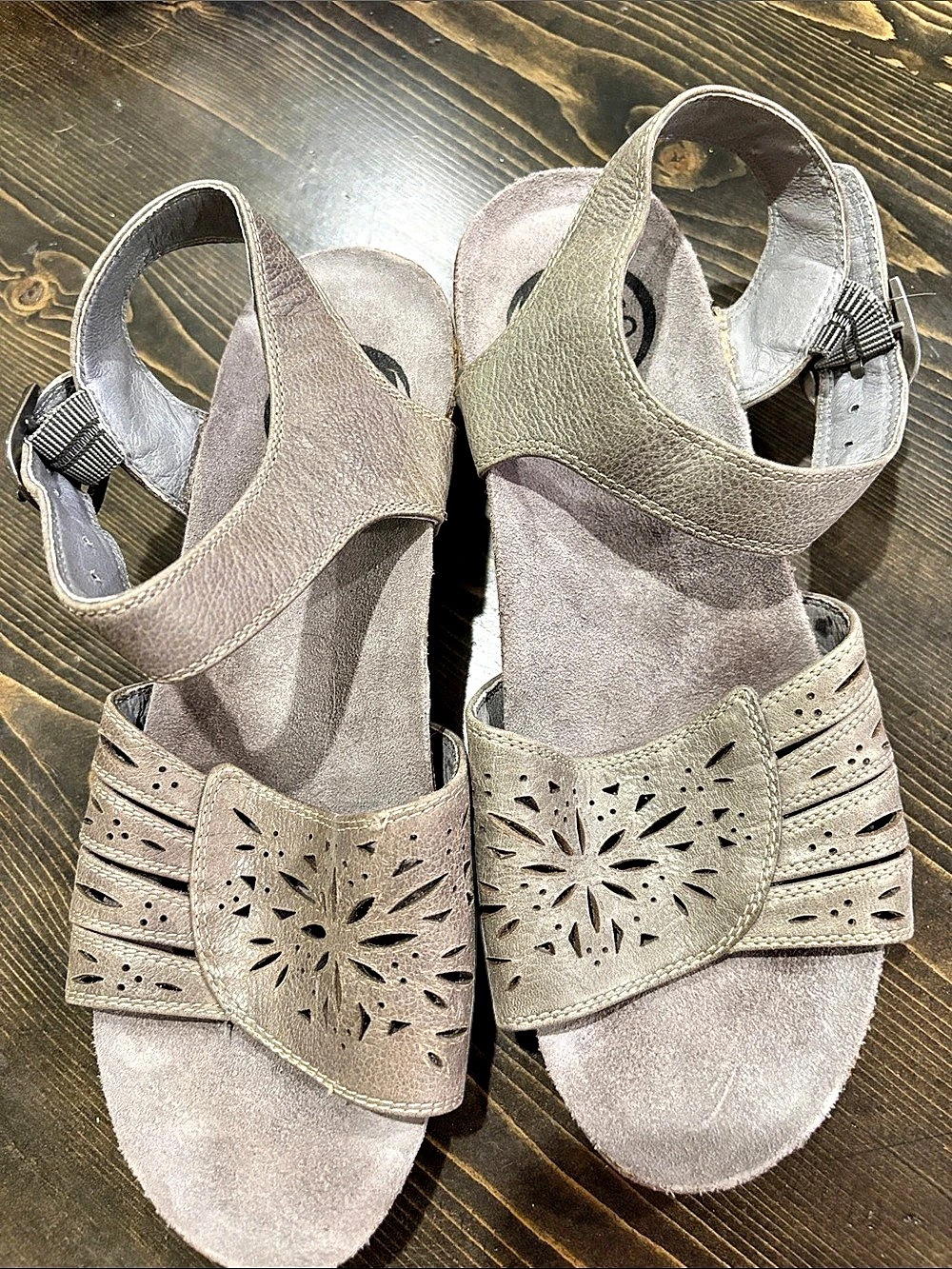 Abeo Women's Cutout Wedge Sandals in Gray